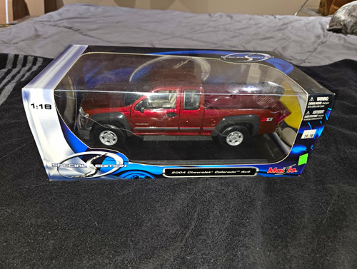 Maisto special edition 18 - edition, 1:18